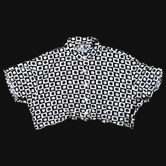 【❀▪✿ O.L.M. floral checkerboard crop top ✿▪❀】 - Picture 3 of 9